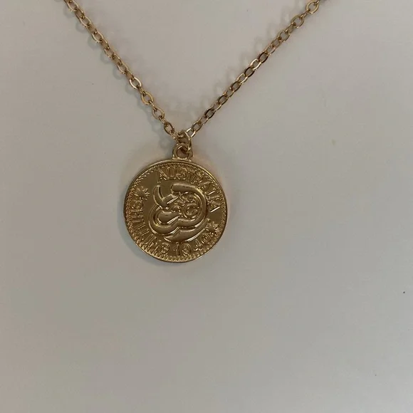 European & Australian Coin Pendant 4 layered Tiered Gold Tone Euro Travel Summer - Picture 5 of 11